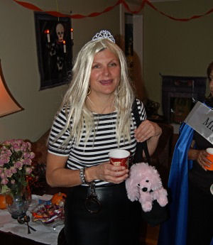 paris hilton costume with pink dog and handcuffs